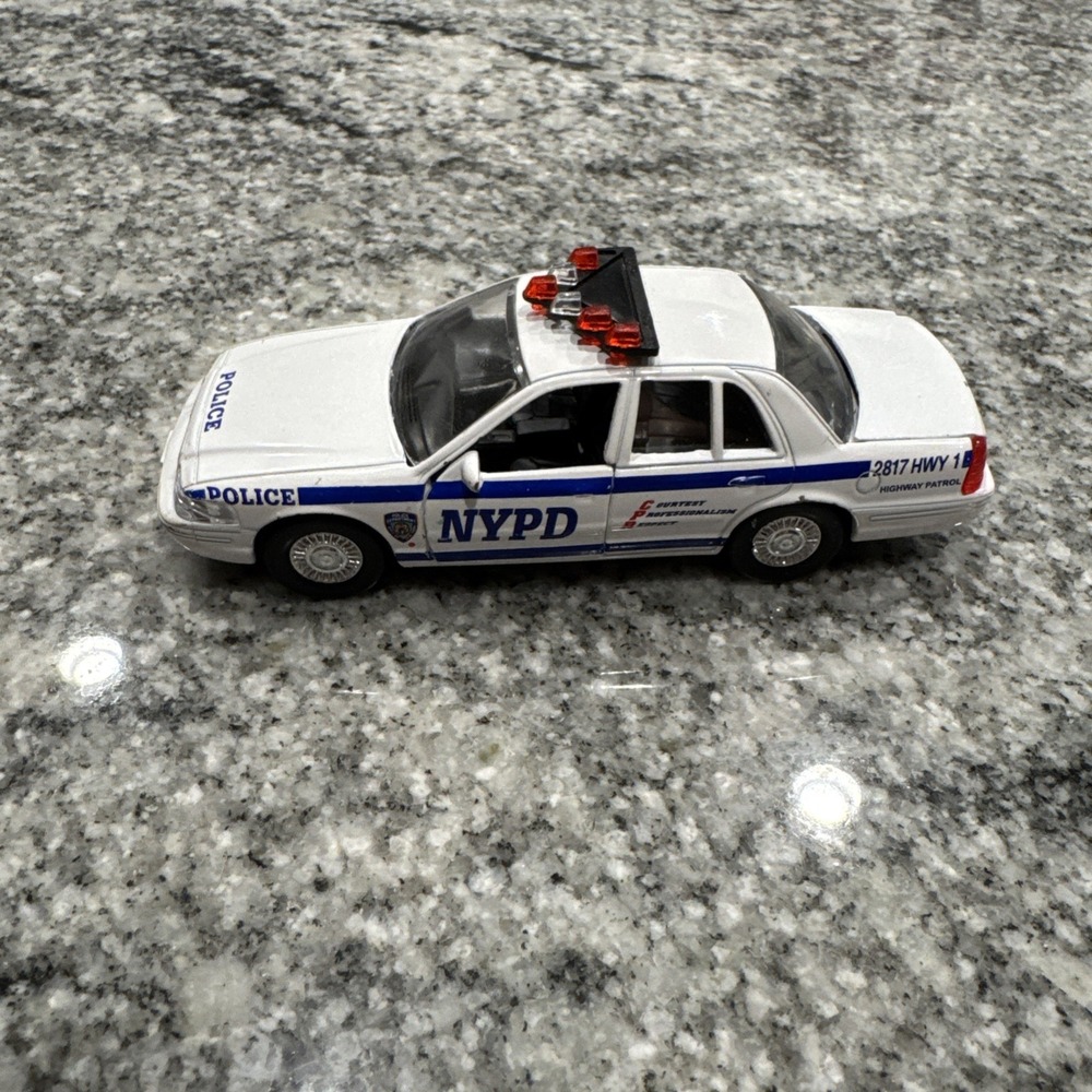 Vintage Daron Realtoy NYPD New York City Police Ford Crown Victoria‎ Rare #A